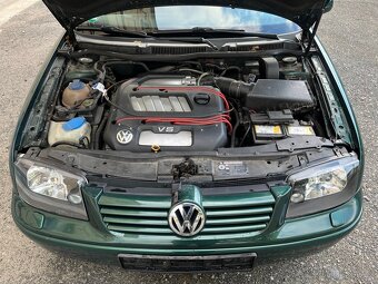 Vw bora 2.3 V5 highline - 9