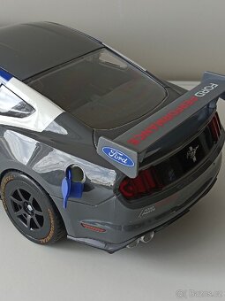 RC model Ford Mustang GT4 drifting výkon,1:14 - 9