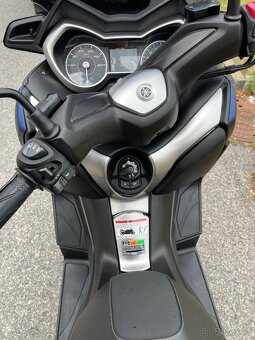 Yamaha X-Max 125 - 9