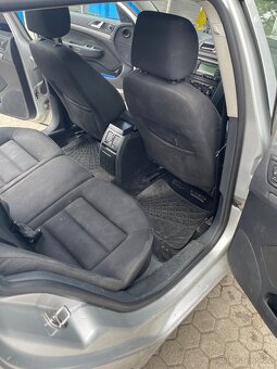 Škoda octavia 2 2.0 TDi - 9