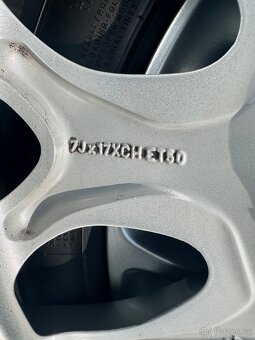 Litá kola 17” Ford s letními pneumatikami - 9