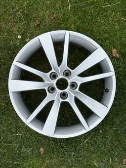 Letní černá kola - 215/40R17 (Disky + Gumy) - 9