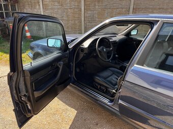BMW 5 E34 520i 3 sady kol, bedny dílů 236000km - 9