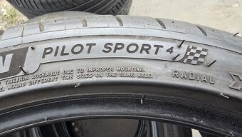 Letní pneu 255/35/19 Michelin - 9