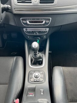Renault Megane 1.4TCE - 9