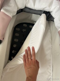 Jemně růžový kočárek Kunert Ivento 2v1 - 9