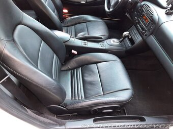 Porsche 911 996 Carrera 4 2001 motor po GO, krásné auto - 9