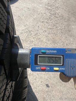 5x112 R16 Q3 215/65R16 nové - 9