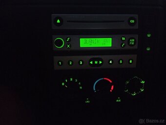 Ford fiesta najeto pouze 69 tis km funkční klimatizace - 9