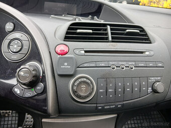Honda Civic 1.4i Sport serviska - 9