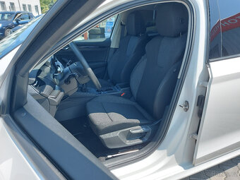 Škoda Octavia 2,0 TDI/ČR/S.KNIHA/FULLED SVĚTLA - 9