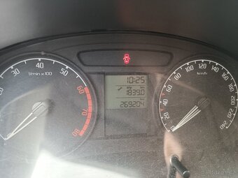 Škoda Roomster 5J Praktik 1.2 HTP - 9