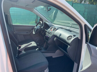 VW Caddy Maxi pro převoz vozíčkáře - 9