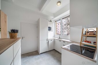 Byt Edvarda Beneše Plzen 3+1 - 72m2 - 9