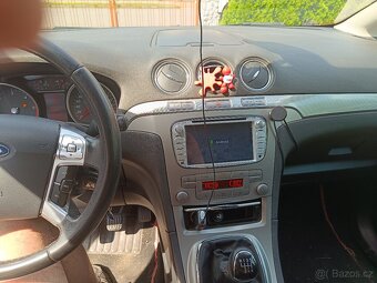 Ford S-max - 9