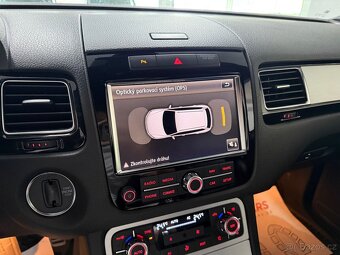 Volkswagen Touareg 4,2 TDI V8 PRUŽINY BI-XEN - 9