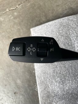 BMW E90 2009 - 9