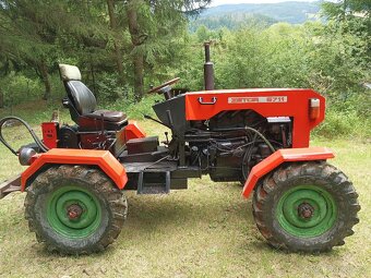 Traktor Zetor 67 - 9