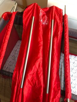 Cestovní postýlka - 9