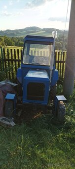 Traktor domácí výroby - motor Multikára - 9