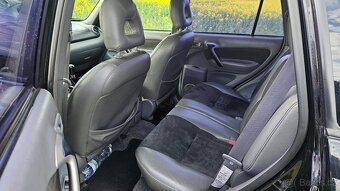 TOYOTA RAV4 2.0D 4X4 AWD Tažné - 9
