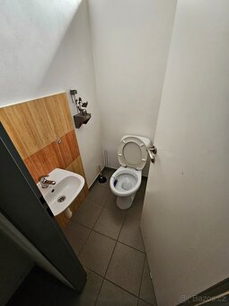 Pronájem kancelářských a skladových prostor - 9