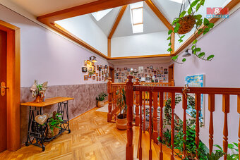 Prodej rodinného domu, 312 m², Plesná, ul. Lesní - 9