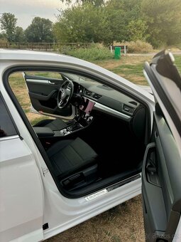 Škoda Superb, 2,0 TDI,140 kW, DSG, Canton - 9