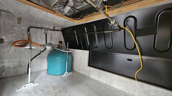 Ford Transit 300L - L2H2, obytný vůz, najeto jen 120 000 km - 9