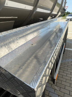FEKAL MERCEDES ANTOS-NOVA CISTERNA 11500L - - 9