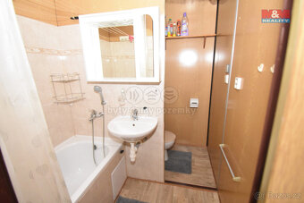 Prodej bytu 2+1, 43 m², Havířov, ul. Nákupní - 9