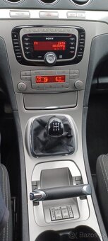 Ford s-max - 9