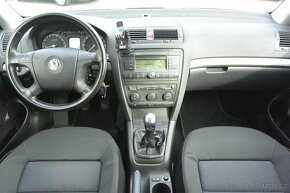 PRODÁM Škoda Octavia 1.6i Elegance - 9