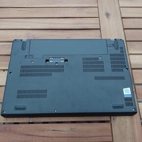 Pěkný Notebook Lenovo Thinkpad X270, i5,16 GB RAM,256 GB SSD - 9