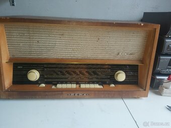 Staré radia - 9