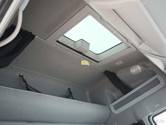 Iveco EUROCARGO 180-320, EURO 6, TŘÍSTRANNÁ SHRNOVACÍ PLACHT - 9