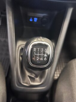 Hyundai ix20 / 60 tis.km / TOP STAV - 9