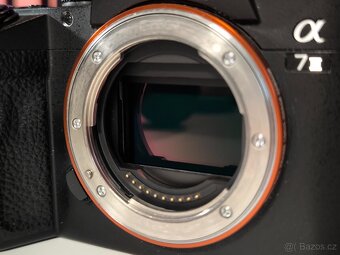 Sony A7III + příslušenství - 9