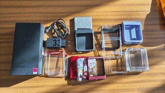 Motorola Razr 40 Ultra, 8GB/256GB - 9