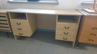 Prosklená skříň, policová skříň, šatní skříň, pracovní stůl - 9