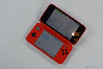 Nintendo 2DS XL Poké Ball Edition 3DS (Kompletní) - 9