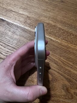 iPhone 17 Pro | téměř nový - 5 nabití | 256Gb - 9