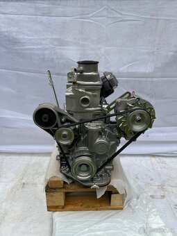 Závodní motor Škoda - 9