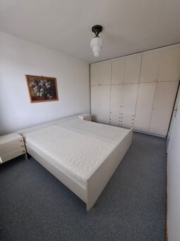 Pronájem řadového domu 5+1,184 m2 - HK, ul.Ovocnářská - 9