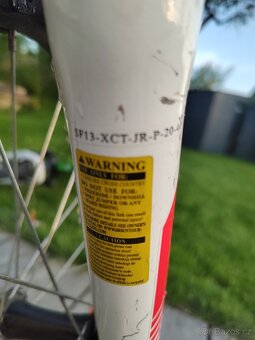 dětské kolo SPECIALIZED HOTROCK 20 - 9