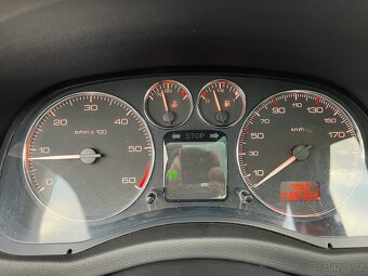 Peugeot 307 SW 1.6 HDi (80 kW), 2006 – panorama, klimatizace - 9