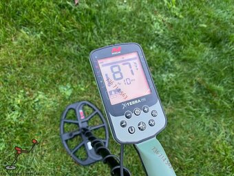 Detektor kovů Minelab X-Terra Pro - 9