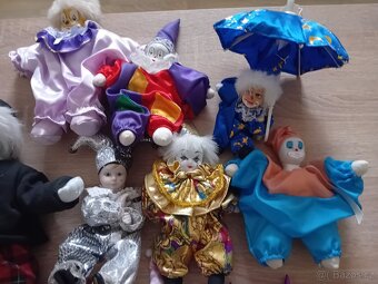 Klauni z porcelánu - 9