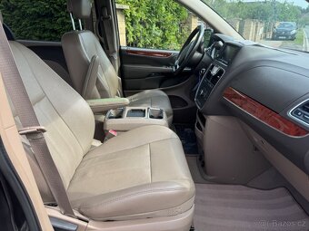 Chrysler Town Country 3.6 RT Stown DVD 2012 - 9