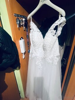 SVATEBNÍ ŠATY VEL.XL - 9